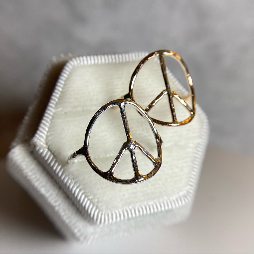 14k Gold Peace symbol ring, handmade peace ring, classy ring for women NWT - Picture 9 of 9
